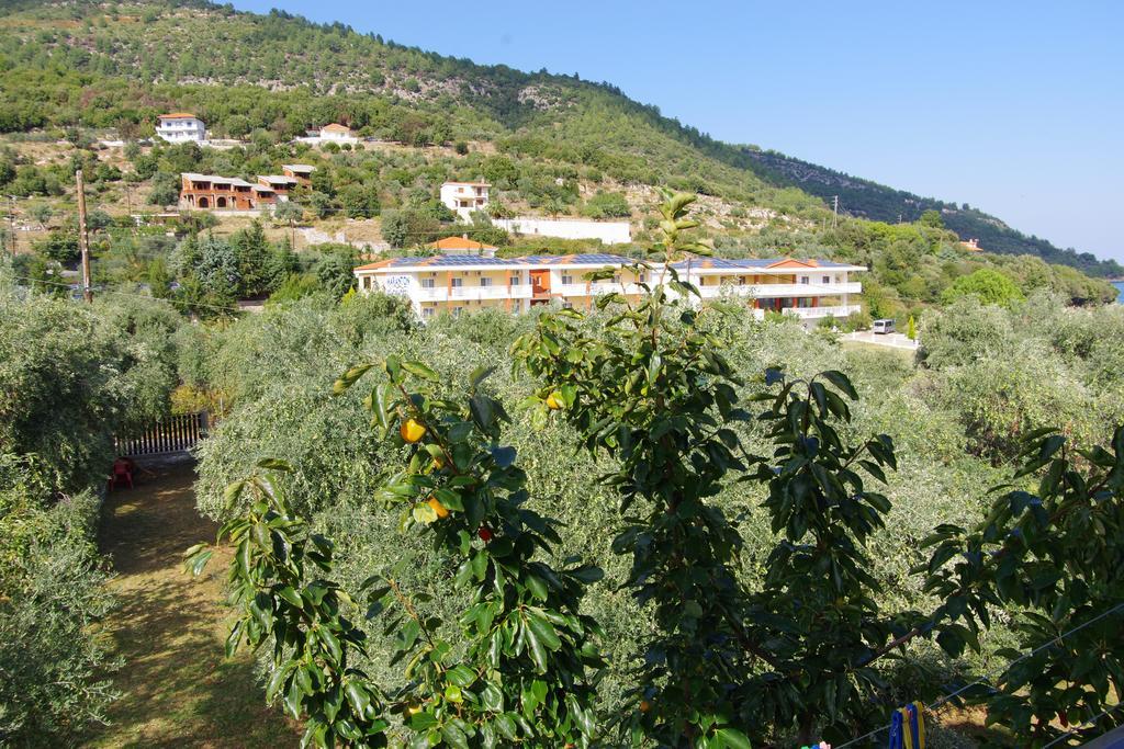 Athina Hotel Koinira Luaran gambar