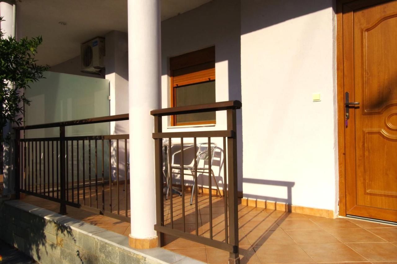 Athina Hotel Koinira Luaran gambar